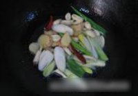侉炖草鱼的做法 步骤5