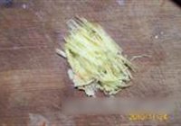 鱼香锦绣五彩丝的做法 步骤7