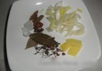 土豆烧肉的做法 步骤3