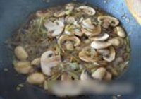 蘑菇大葱煎饼的做法 步骤10