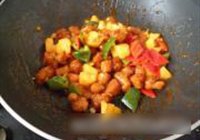 菠萝咕咾肉的做法 步骤18