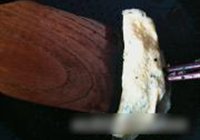 荠菜蛋卷的做法 步骤9