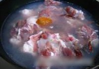 豆角土豆炖腔骨的做法 步骤2