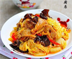 白菜猪肉炒木耳