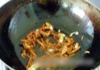 蕨菜肉丝的做法 步骤8