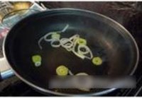鸡胗炒河粉的做法 步骤7