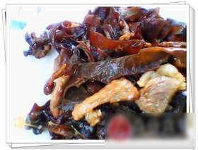 木耳炒肉片