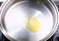 黑椒芦笋牛扒的做法 步骤3