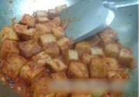 泡菜酱炒千页豆腐的做法 步骤7