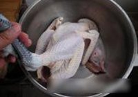 五香烤鸡的做法 步骤1