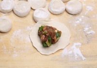 韭菜鲜虾馅饺子的做法 步骤11