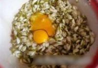 槐花鸡蛋饼的做法 步骤3