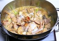 啤酒鸡的做法 步骤6
