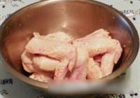 豉油鸡翅膀的做法 步骤1