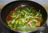 泡椒鲫鱼的做法 步骤8