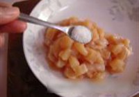 五彩鸡丁的做法 步骤4