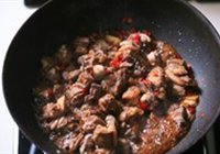 红枣煨羊肉的做法 步骤3