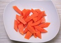 牛奶木瓜炖鱼的做法 步骤1