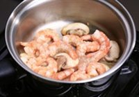 奶油蘑菇汤的做法 步骤5