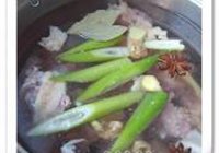 番茄牛肉面的做法 步骤4