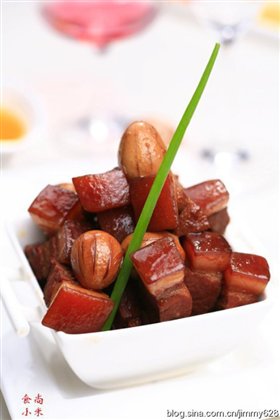 鹌鹑蛋红烧肉