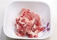 肉片炒慈菇的做法 步骤1
