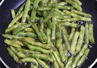 干煸四季豆的做法 步骤5