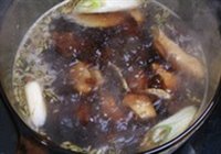 萝卜煲鸭块的做法 步骤7