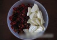 火爆大头菜的做法 步骤2