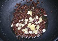 重庆辣子鸡的做法 步骤7
