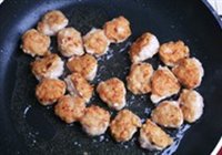 香煎虾肉丸子的做法 步骤11