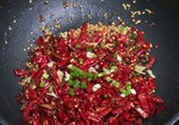 重庆辣子鸡的做法 步骤8