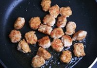 香煎虾肉丸子的做法 步骤12