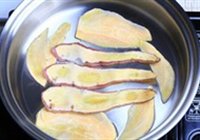 烤红薯鸡翅的做法 步骤3