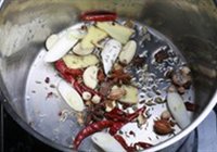 家常烧羊腿的做法 步骤3