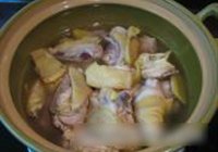 冬菇焖土鸡的做法 步骤3