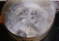 乌鸡山药汤的做法 步骤3