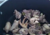 小鸡炖粉条的做法 步骤5