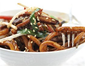 肉丝炒乌冬面