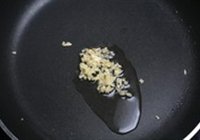 铁板牛仔骨的做法 步骤4