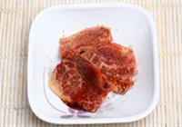 铁板牛仔骨的做法 步骤2