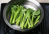 金针菇肥牛卷的做法 步骤3