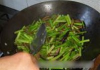 蒜苗炒鳝丝的做法 步骤12