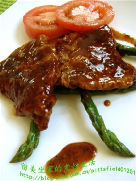 黑胡椒桂花蜜汁煎小牛排