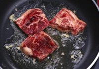 香煎牛仔骨的做法 步骤8