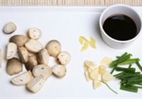 草菇蚝汁牛柳的做法 步骤3