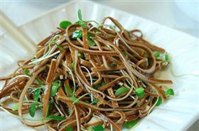 春意香椿苗,盎然豆腐丝