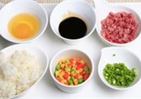 腊味酱油炒饭的做法 步骤2