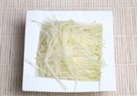 凉拌苤蓝丝的做法 步骤3