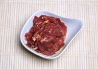 老干妈炒鸡心的做法 步骤1